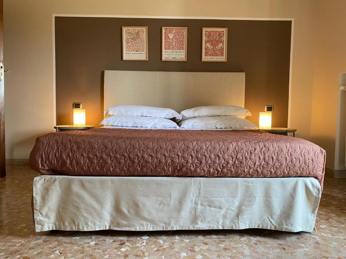 Casa Viola A 900 Mt Dalla Staz.