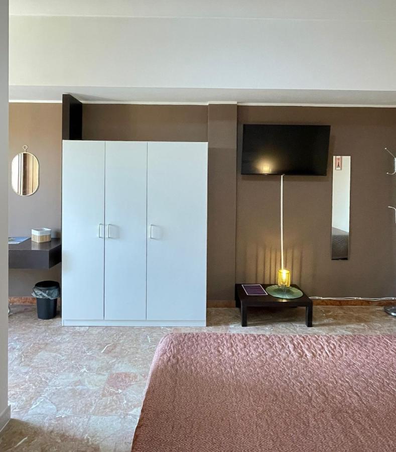 Gasthof Casa Viola A 900 Mt Dalla Staz. Centrale Pescara
